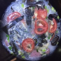 美味的酸辣土豆粉做法图解5)