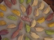 自己做的五彩饺子做法图解8)