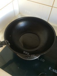 色泽鲜亮的香菇炒肉片做法图解6)