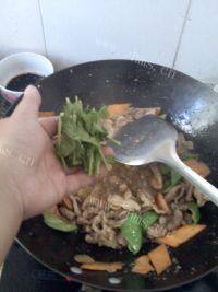 美味的香辣肉片做法图解10)