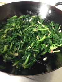 家常菜蒜香菠菜做法图解9)