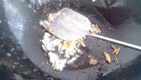 美味的芫爆里脊做法图解9)