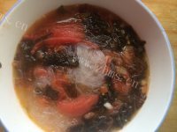 美味的紫菜番茄粉丝汤的做法图解六