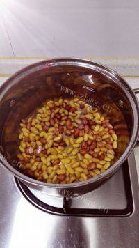 美味早餐花生豆浆做法图解2)