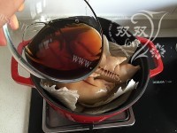 黄酒焖猪蹄做法图解5)