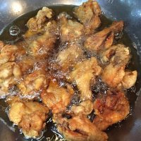 美味的香炸鸡翅
