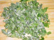 不一样的蒸芹菜叶做法图解3)