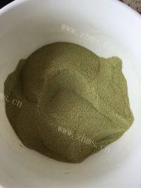 美味的抹茶凉粉做法图解4)