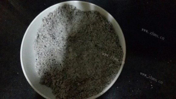 芳香四溢的黑芝麻糊