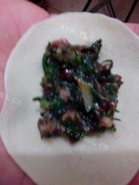 猪肉荠菜馅饺子做法图解8)