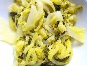 酸菜扣肉做法图解1)