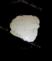 美味的燕麦鸡蛋饼做法图解4)