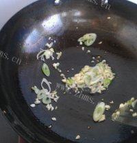 家常菜肉片炒菜花做法图解3)