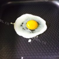 美味的洋葱炒面做法图解5)