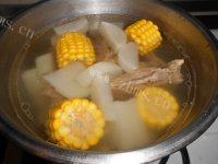 「念念不忘」排骨萝卜汤做法图解4)