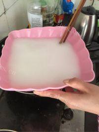 家常菜香菇豆腐汤做法图解2)