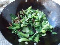 色味俱佳的香菇炒油菜