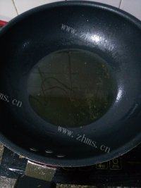 滋补的青椒炒蛋做法图解4)
