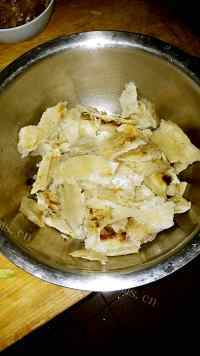美味的蘑菇鸡肉烩饼做法图解3)