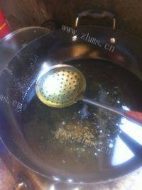 鲜美的糖醋黄花鱼做法图解2)