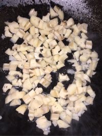 家常菜糖醋藕丁做法图解2)