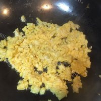 营养丰富的尖椒炒鸡蛋的做法图解四