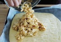 自制杏仁酥做法图解13)