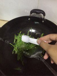 特色美食青椒肉丝做法图解6)