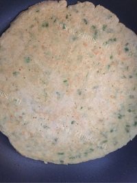 简单版葱花鸡蛋饼做法图解6)