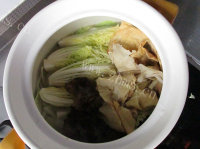 好吃的腊肉煲娃娃菜做法图解5)