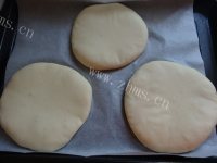 美味火鸡小披萨做法图解9)