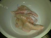 「家有大厨」肉皮冻做法图解1)