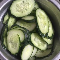 香气浓郁的黄瓜炒鸡蛋做法图解1)