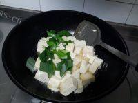「首发」豆腐白菜炖粉条的做法图解三
