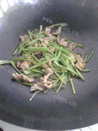 家常菜菜梗炒肉