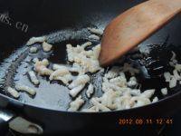 胡萝卜炒肉丝做法图解3)