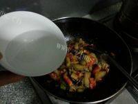 家常菜烧茄子做法图解7)