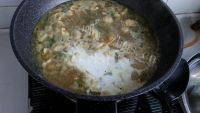 咖喱鸡肉饭做法图解9)