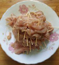 香酥的川味牙签肉做法图解6)