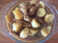 五味俱全的土豆炖鸡翅做法图解7)