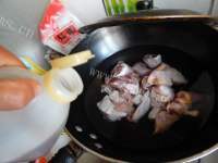 五味俱全的土豆鸡块做法图解2)