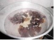 色泽不错的滑溜鱼片做法图解2)