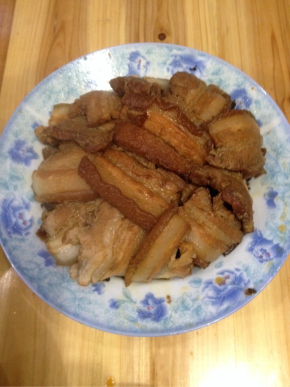 色香味俱全的梅菜扣肉