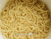 美味的热干面做法图解6)