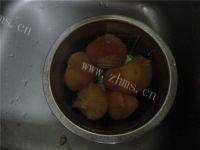 滋补的猴头菇鸡汤做法图解1)