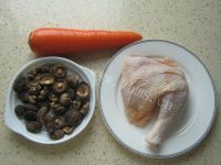 色味俱佳的香菇鸡腿焖饭做法图解1)