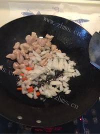 美味的咖喱鸡肉饭做法图解5)