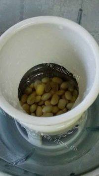 美味的甜豆浆做法图解2)