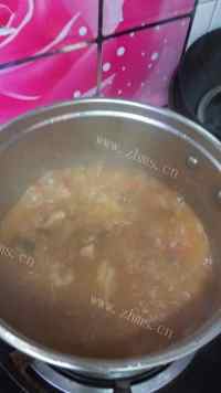 美味的牛腩炖西红柿