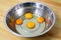 自制海棉蛋糕做法图解1)